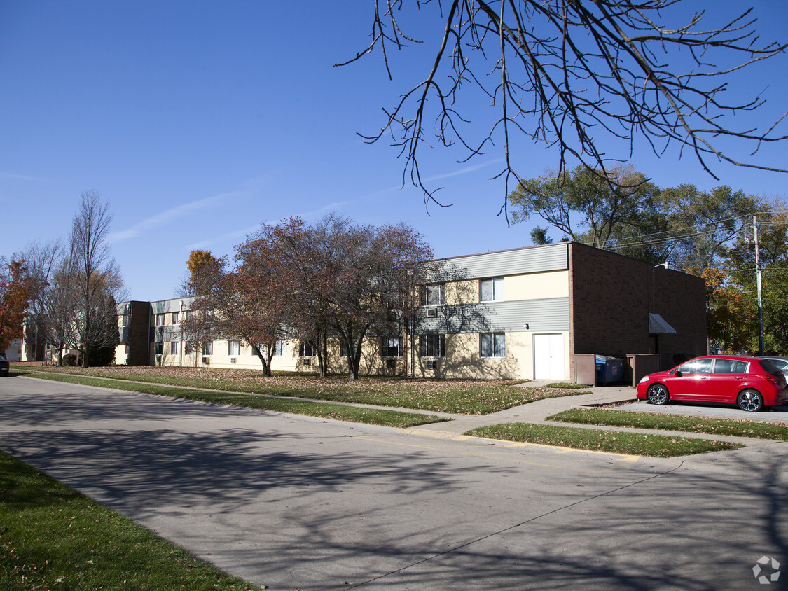 Building Photo - Sanders Apartments