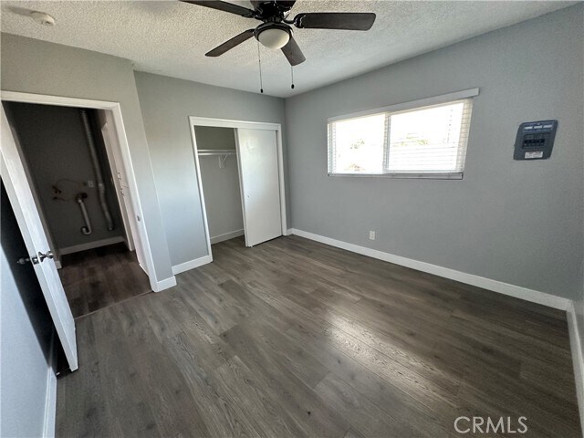 Foto del edificio - 8150 Gardendale St
