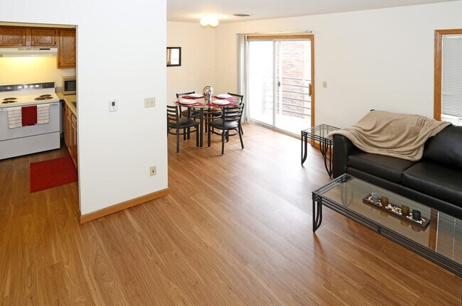 Foto del edificio - 208 N Harvey