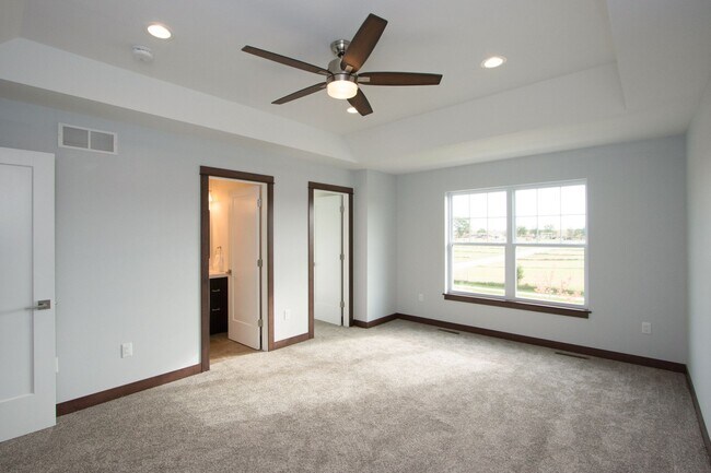 Foto del edificio - 1120 Ivy Ln