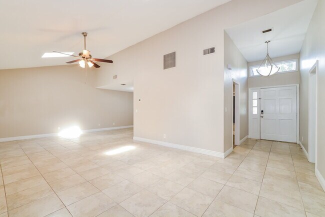 Building Photo - 1024 Old Magnolia Cove