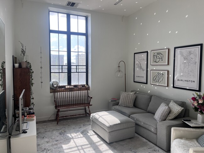 Foto del edificio - 1601 Spring Garden St
