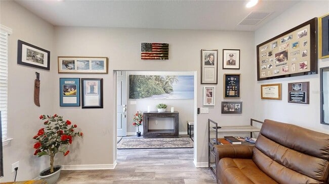 Foto del edificio - 5655 SW 78th Ave Rd