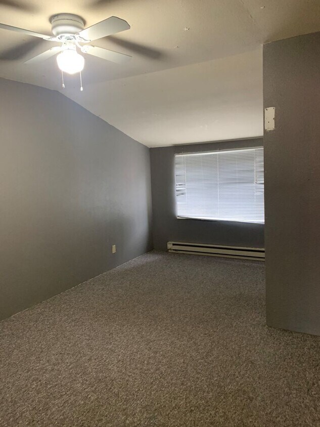 Foto del edificio - 1217 W Woodin Ave