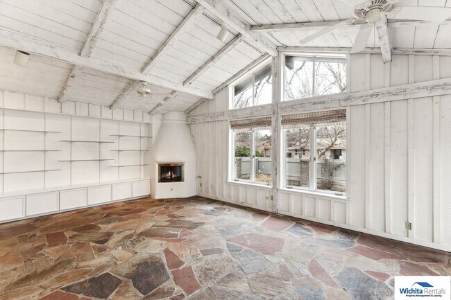 Foto del edificio - Beautiful 2,961 Sqft home in a Great Neighborhood!!