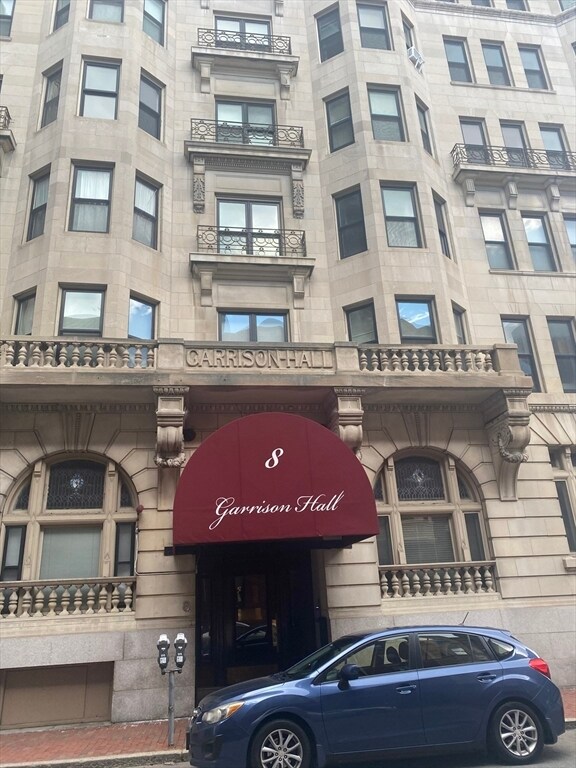 Foto del edificio - 8 Garrison St