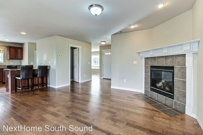 Building Photo - 4 br, 2.5 bath House - 3078 Walker Road