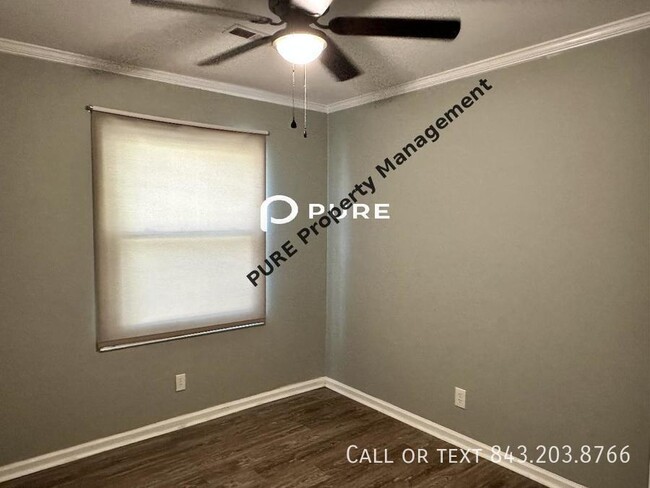Building Photo - 364 Water Oak Dr