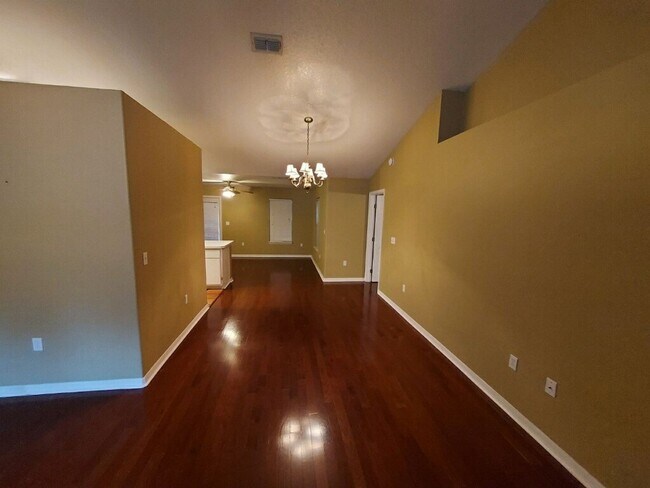 Foto del edificio - 1102 SE 10th St