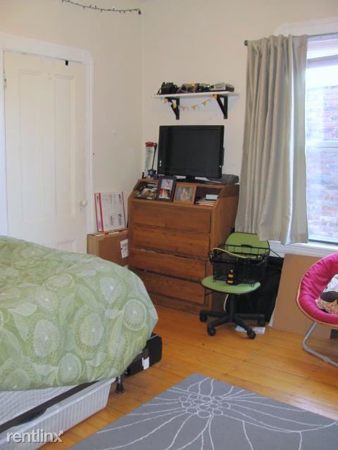 Building Photo - 25 Thornley St