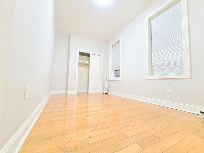 Foto del edificio - 5111 Palisade Ave