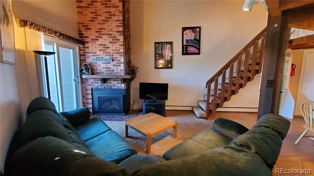 Primary Photo - 2400 Lodgepole Cir