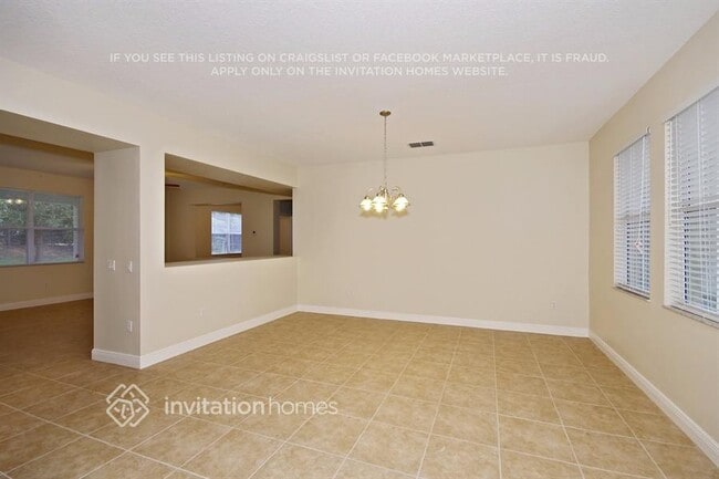 Building Photo - 10143 Malpas Point