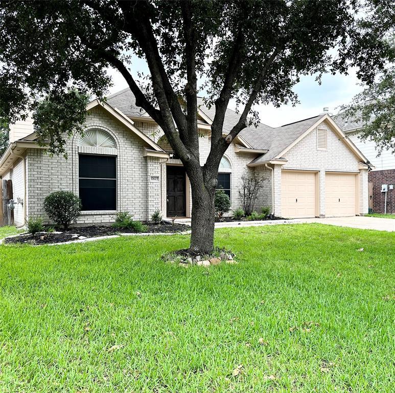 Foto principal - 17623 W Copper Lakes Dr