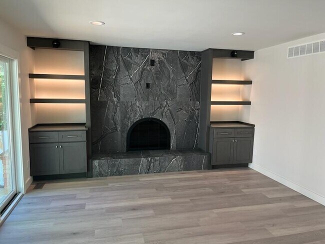 Foto del edificio - 29910 High Valley Rd