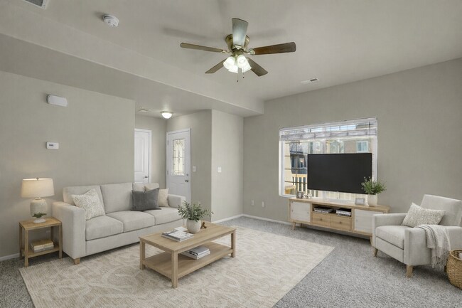 Foto del edificio - $1,795.95, 3-bed, 2.5-bath townhome located in Colorado Springs.