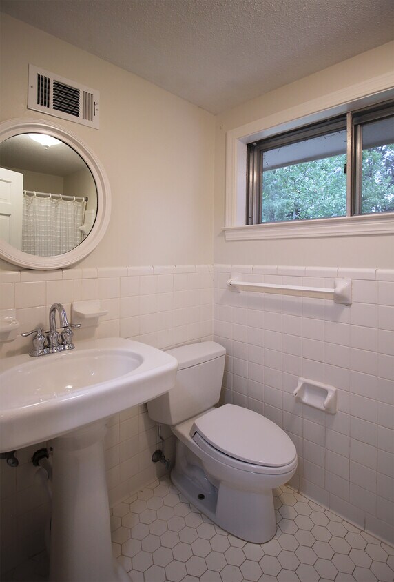 Foto principal - 2107 Riverdale Rd