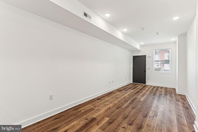 Foto del edificio - 1010 W Arizona St