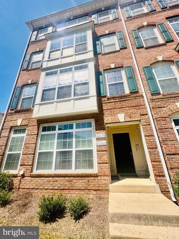 Foto del edificio - 42668 Hollyhock Terrace