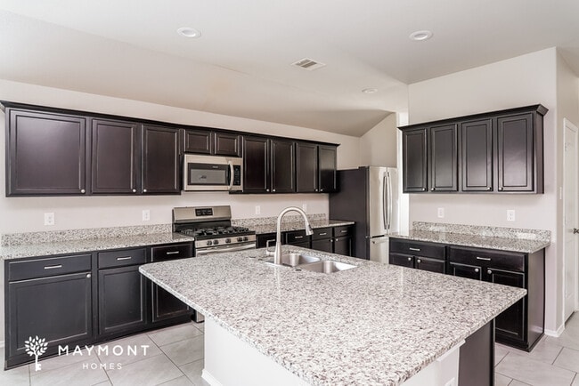 Building Photo - 23823 Bluewood Trace