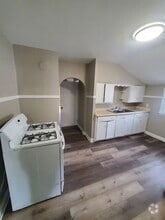Building Photo - 2524 N Hubbard St
