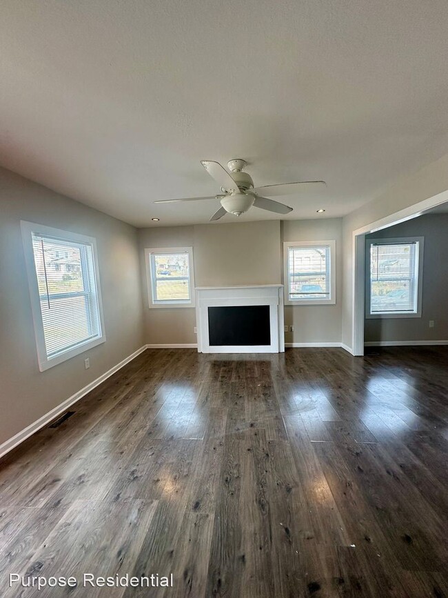 Foto del edificio - 4 br, 2 bath House - 5801 Woodland Ave
