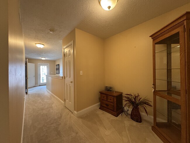 Building Photo - 400 St Andrews Dr