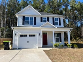 Building Photo - 1301 Putnam Dr