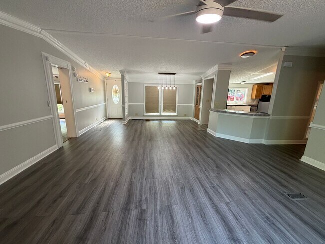 Foto del edificio - Spacious Ranch Home