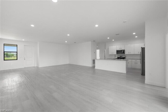 Building Photo - 7003 Ramrod Ct