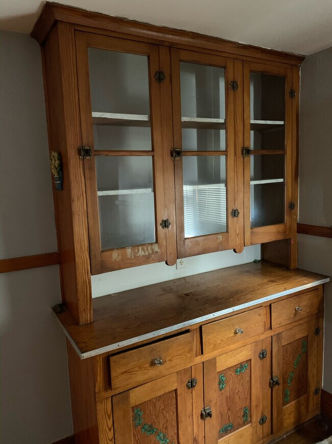 Foto del edificio - 90 Roswell Ave