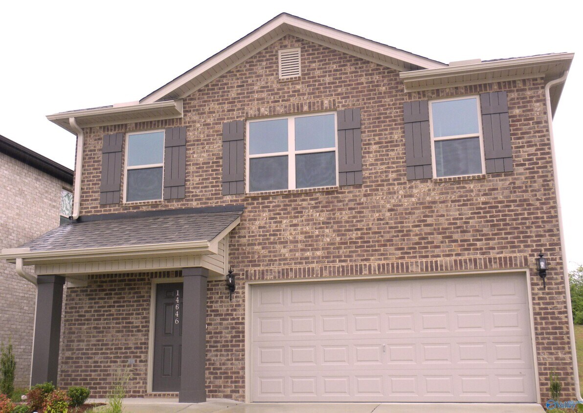 Foto principal - 14646 Ravenel Dr