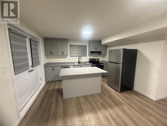 Building Photo - 383 Mulberry Ln