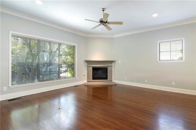 Building Photo - 1500 Pecos St