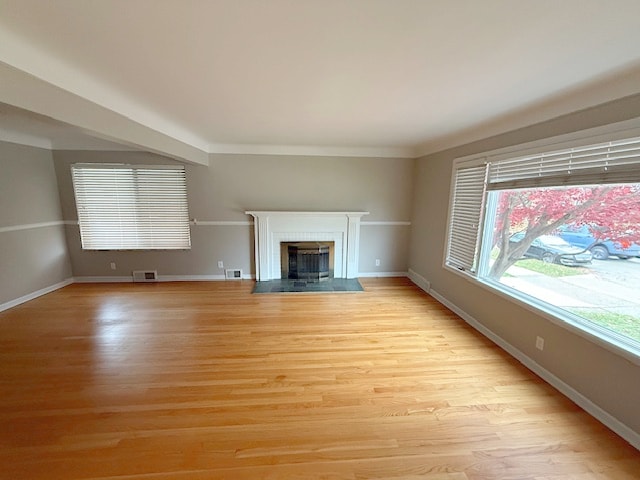 Foto del edificio - 22835 Buckingham St