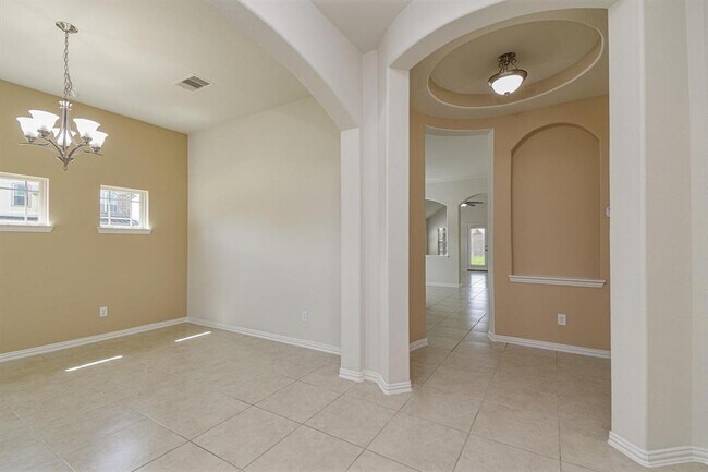Foto del edificio - 22303 Larch Grove Ct