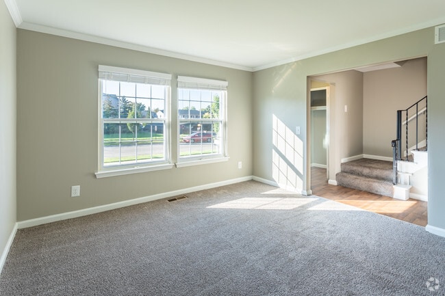 3 BR, 2.5 BA - Townhome, Upgraded - Woodbury Gardens Apartments & Townhomes