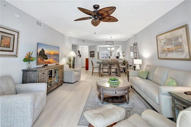 Foto del edificio - 7811 Regal Heron Cir