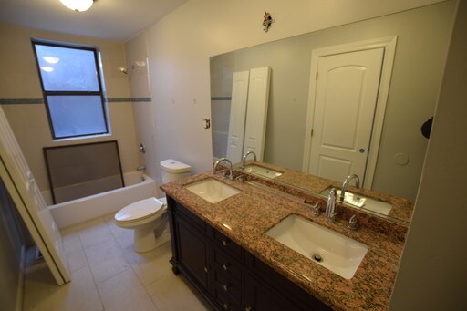 Foto del edificio - 1638 W Jonquil Terrace