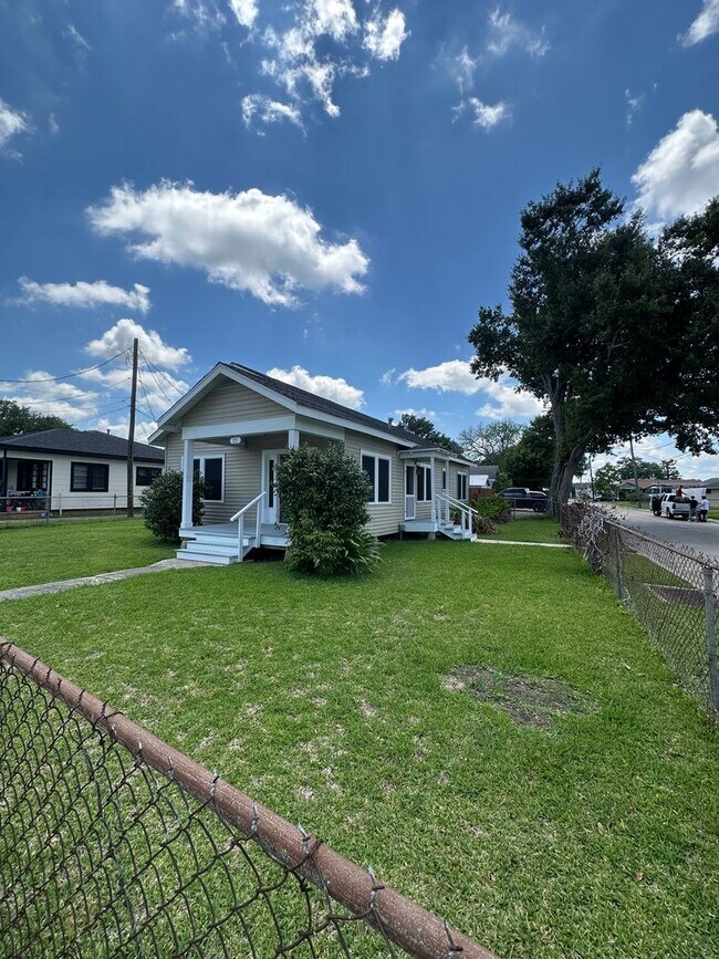 Foto del edificio - Cozy Southern Style 3 bedroom-1 bathroom unit in Houma