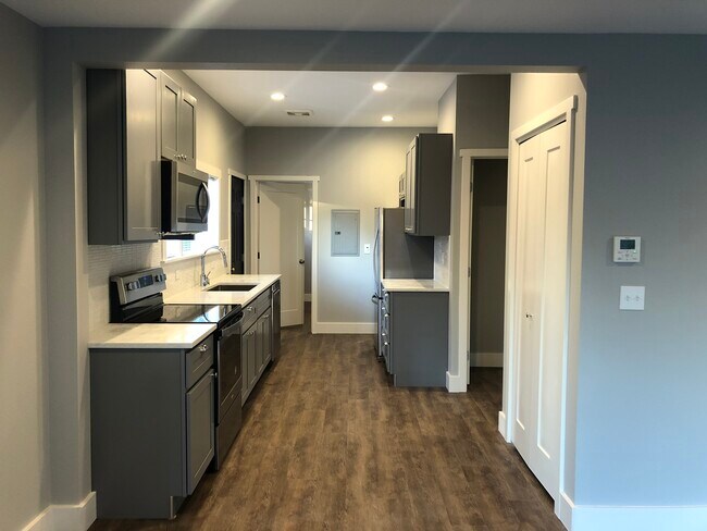 Cocina abierta - 411 N L St