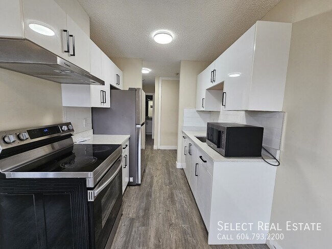 Photo du bâtiment - 46117 Gore Ave