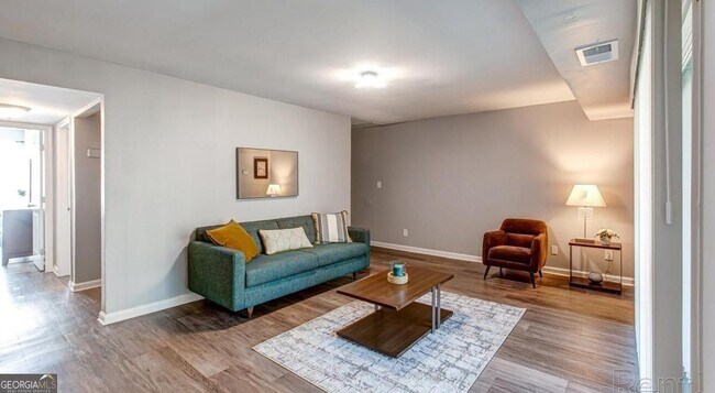 Building Photo - 3509 E Clubhouse Cir