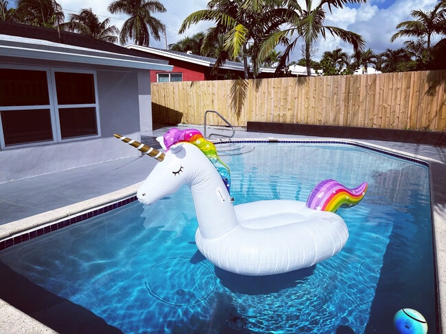 Photo - 4740 NE 18th Ave House