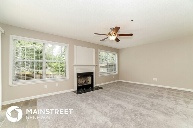 Foto del edificio - 3545 Lehigh Way