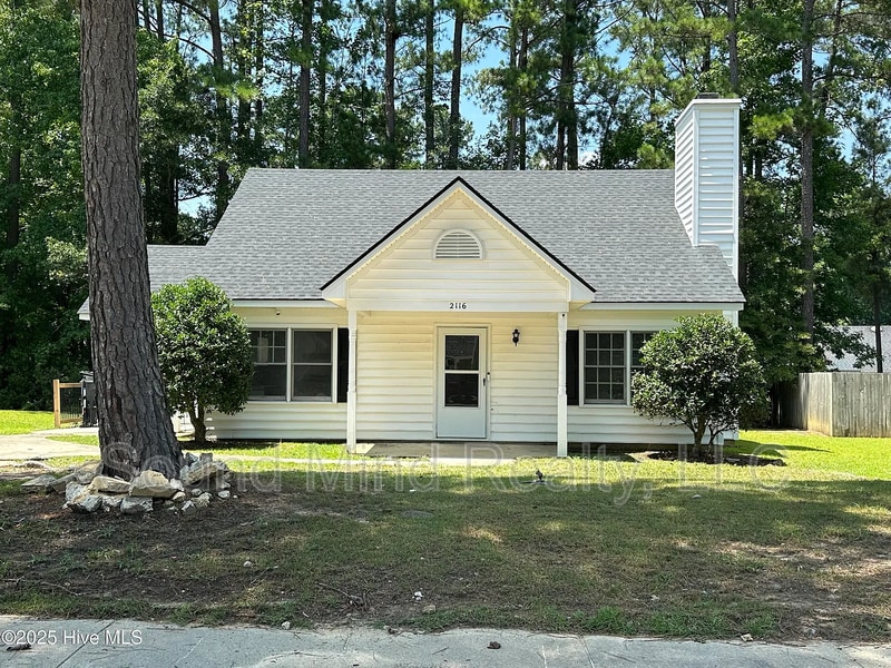 Primary Photo - 2116 Tanglewood Rd