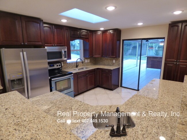 Building Photo - 5803 Tarawood Dr