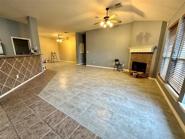 Foto del edificio - 1800 Briarton Ln N