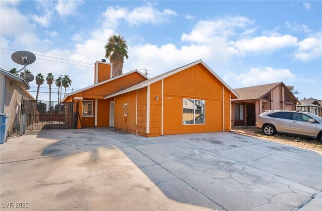 Building Photo - 5453 Requa Ave