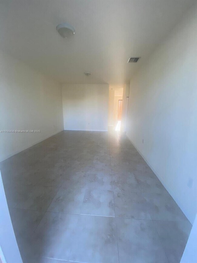 Foto del edificio - 17460 SW 153rd Ave